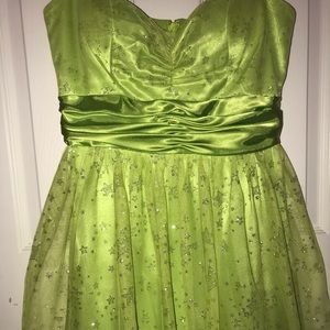 Sparkly stars dress. Light green super cute.